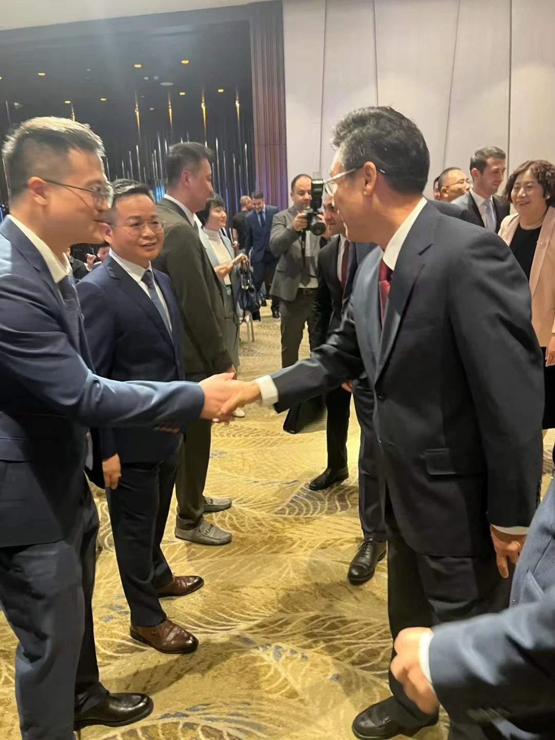 必赢76net线路电梯