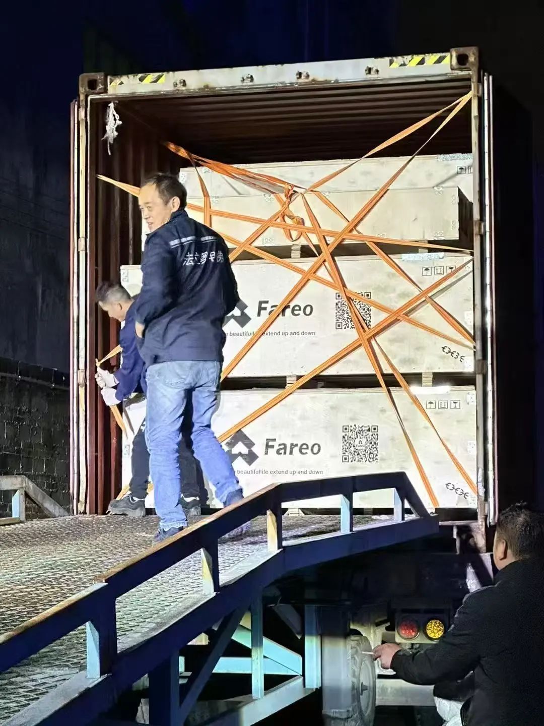 必赢76net线路电梯出货